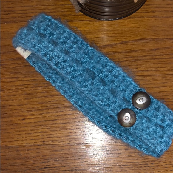 NWT-Turquoise Blue Ear Warmer w/Decorative Buttons - Picture 4 of 7